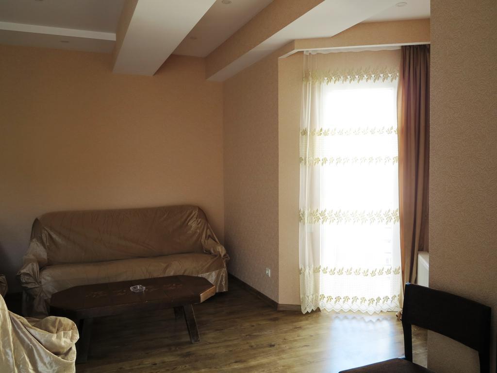 Samatsa Georgia Apartment Тбилиси Екстериор снимка