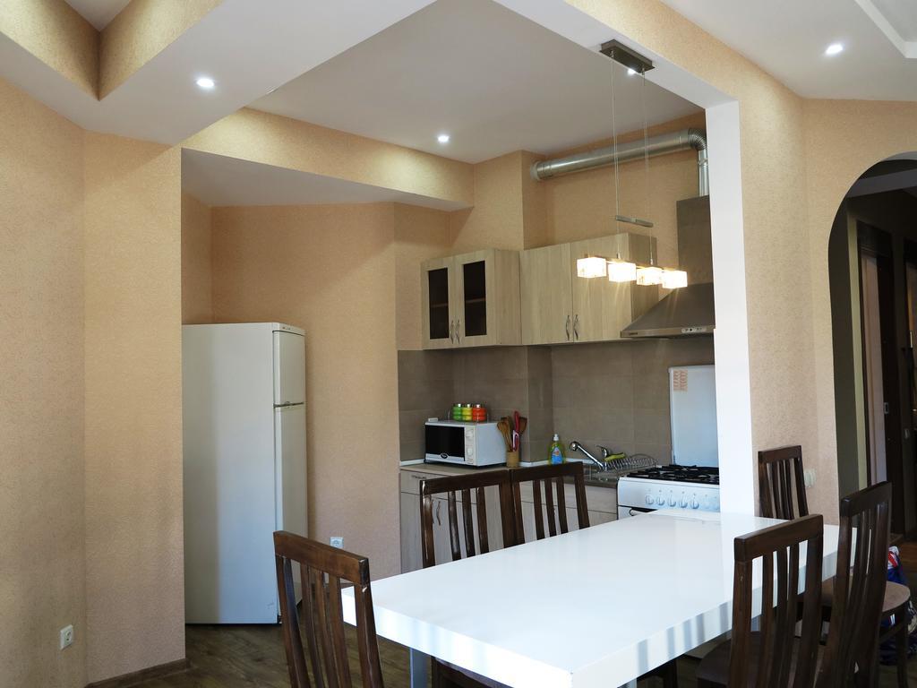 Samatsa Georgia Apartment Тбилиси Екстериор снимка
