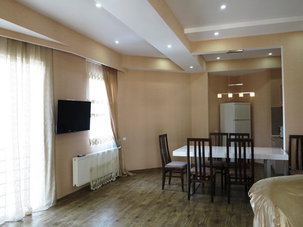 Samatsa Georgia Apartment Тбилиси Екстериор снимка