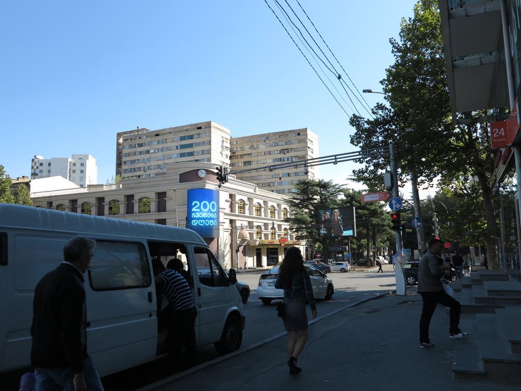 Samatsa Georgia Apartment Тбилиси Екстериор снимка