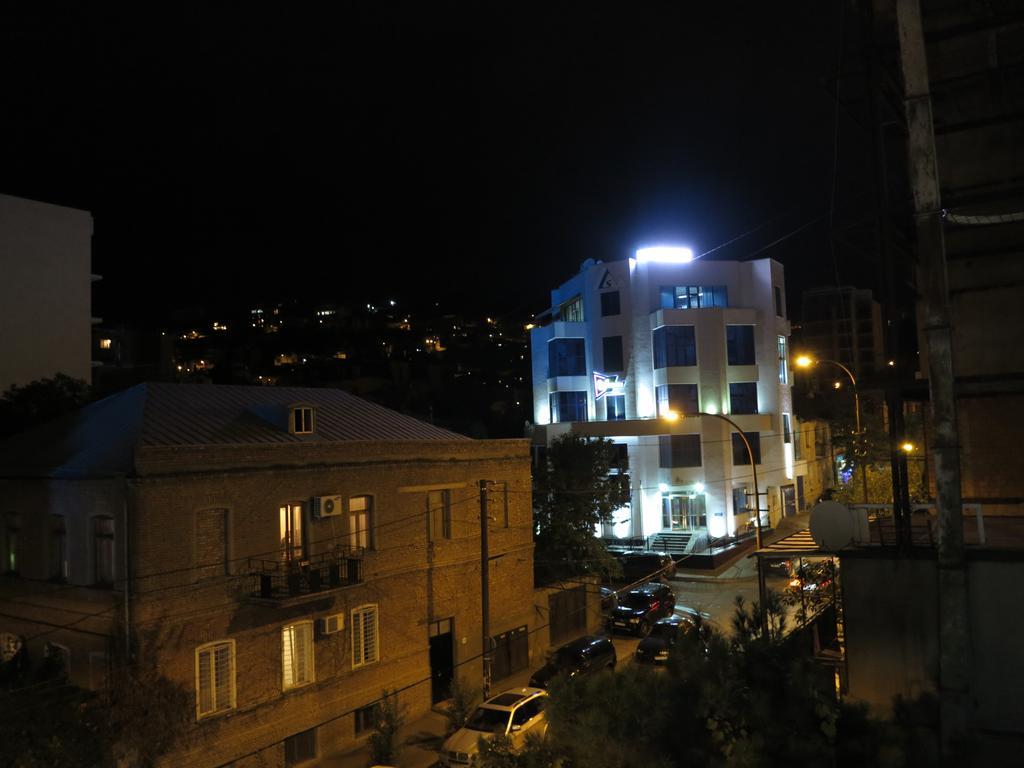 Samatsa Georgia Apartment Тбилиси Екстериор снимка